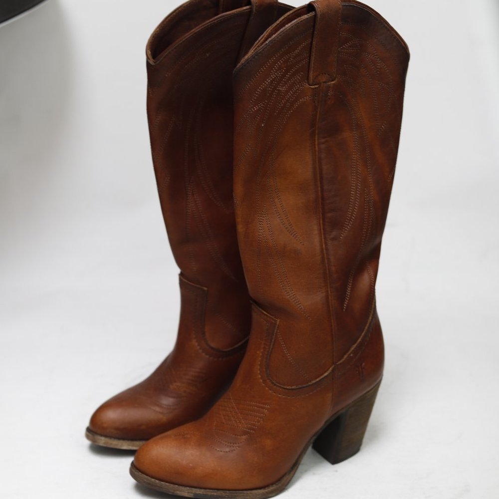 Frye Ilana Pull On Women's Cognac Boot Size 7